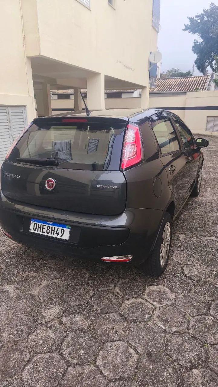 Fiat Punto Attractive 1.4 Fire Flex 8V 5P 2016 - Foto 2