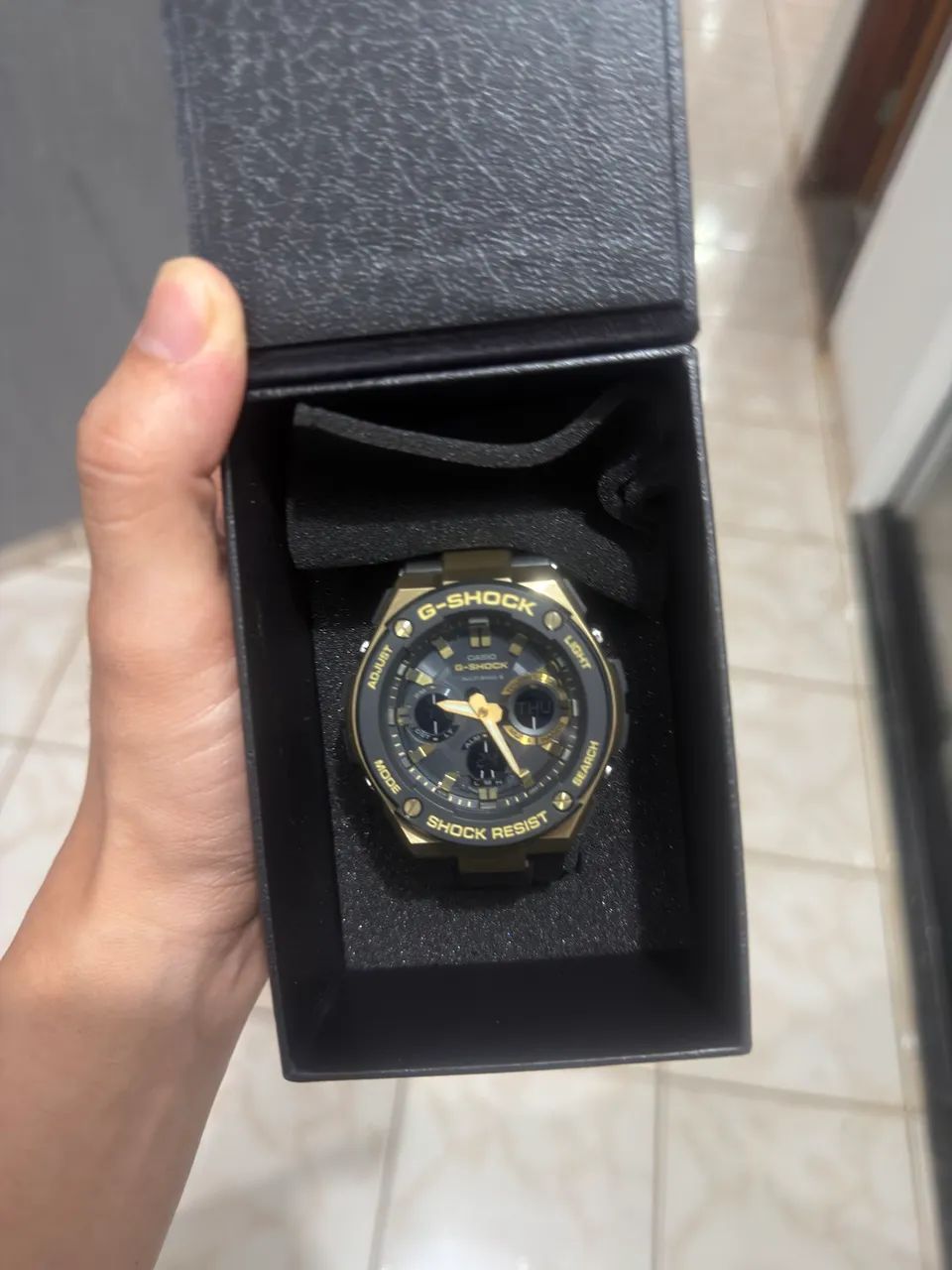 Relógio Casio G-Shock GST-W100G - Foto 2