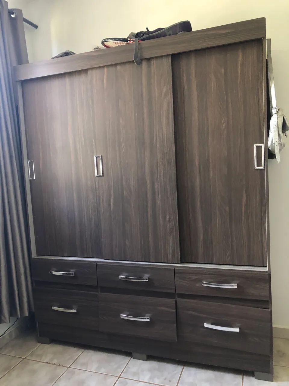 Guarda-roupa 3 portas com 6 gavetas - Foto 2