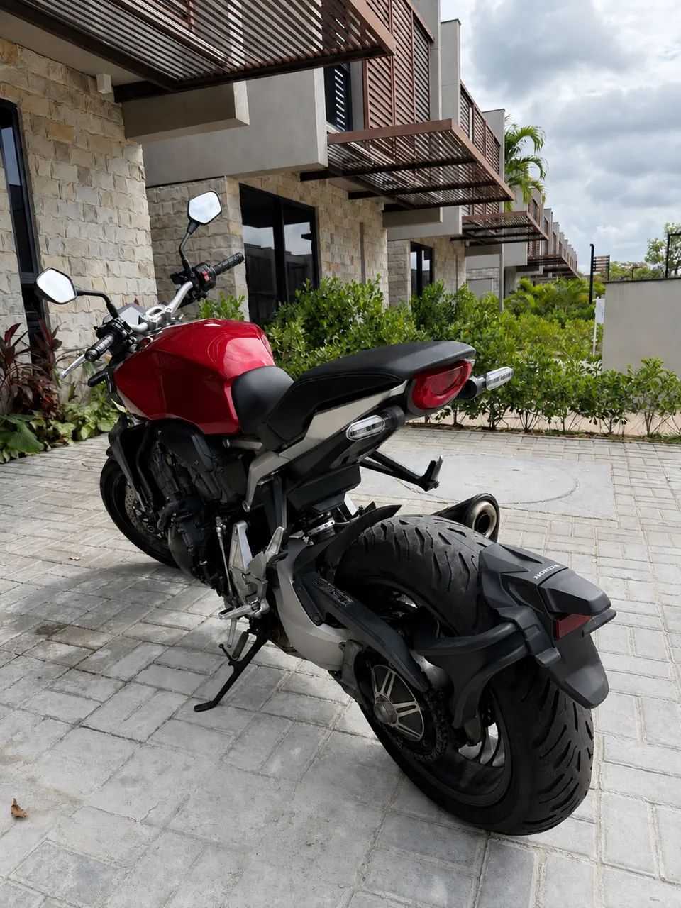 Honda CB 1000R - Foto 4