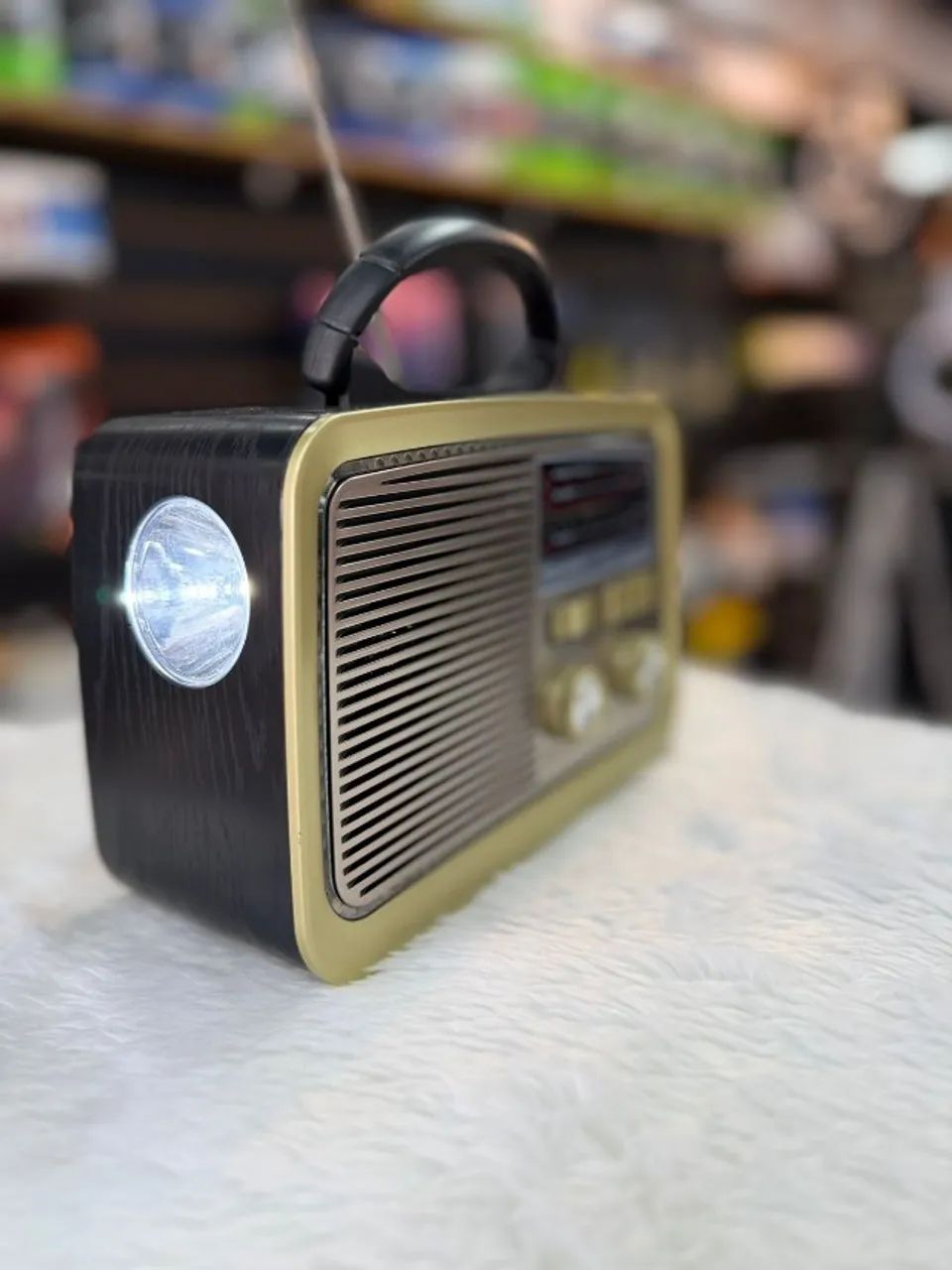 Radio Retrô portatil Bluetooth - Foto 2