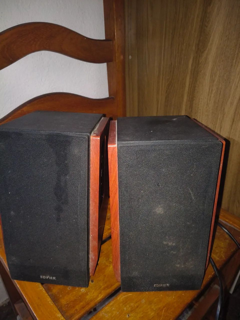 Monitor De Áudio 66w Rms Bluetooth Edifier R1700bt - Madeira