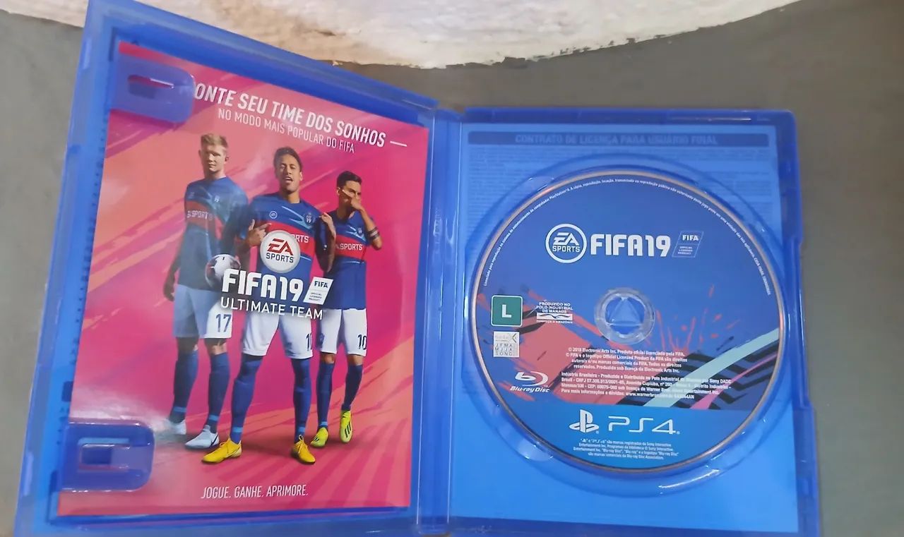 Fifa 19 ps4 - Foto 3