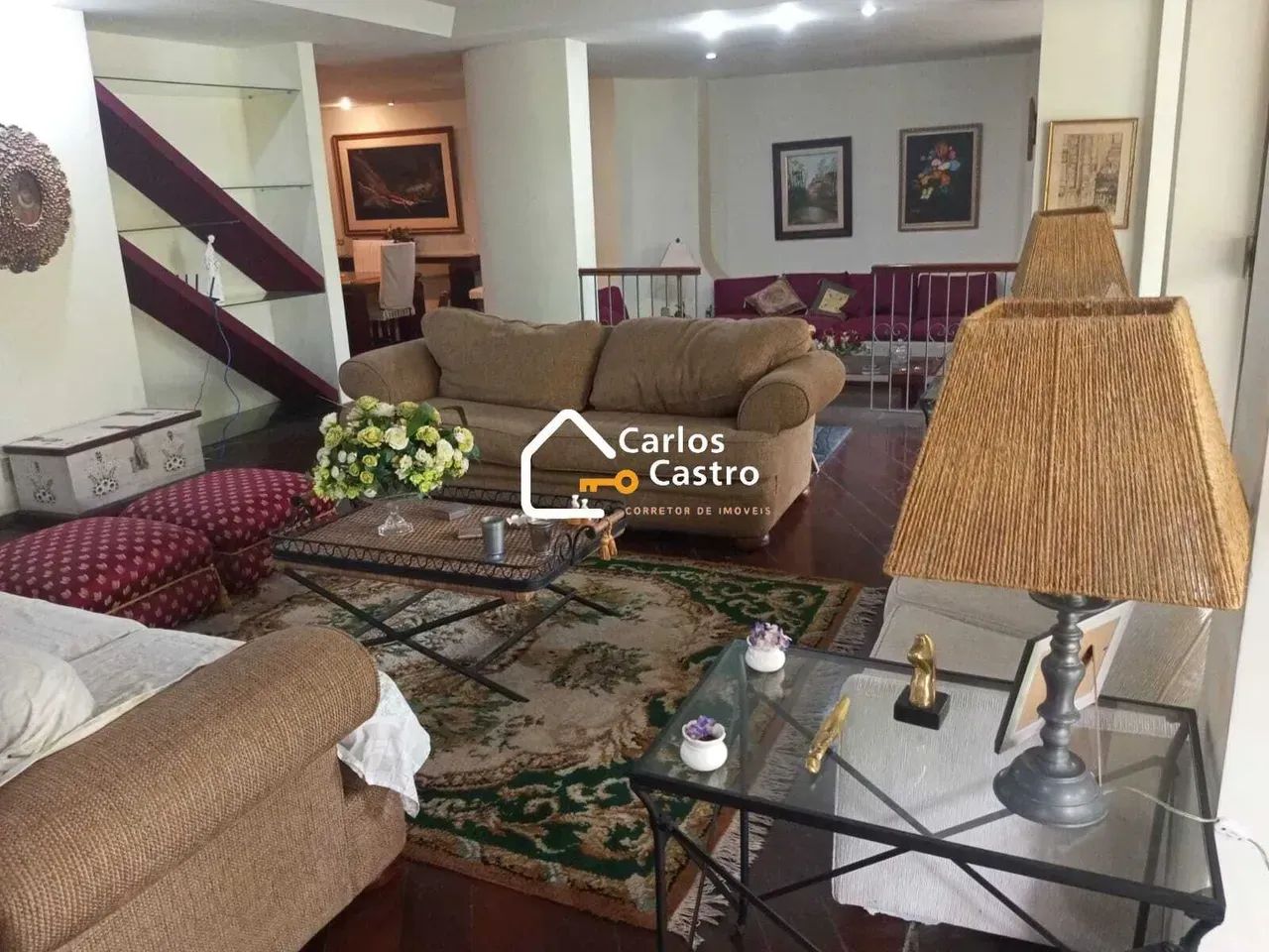 Amplo apartamento com 4 quartos e lazer completo em condomínio com piscina