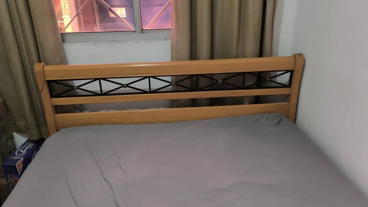 Cama de casal madeira com colchão  - Foto 2