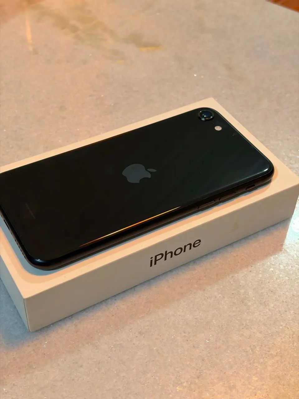 iPhone SE 2ª geração 64 GB - Foto 2