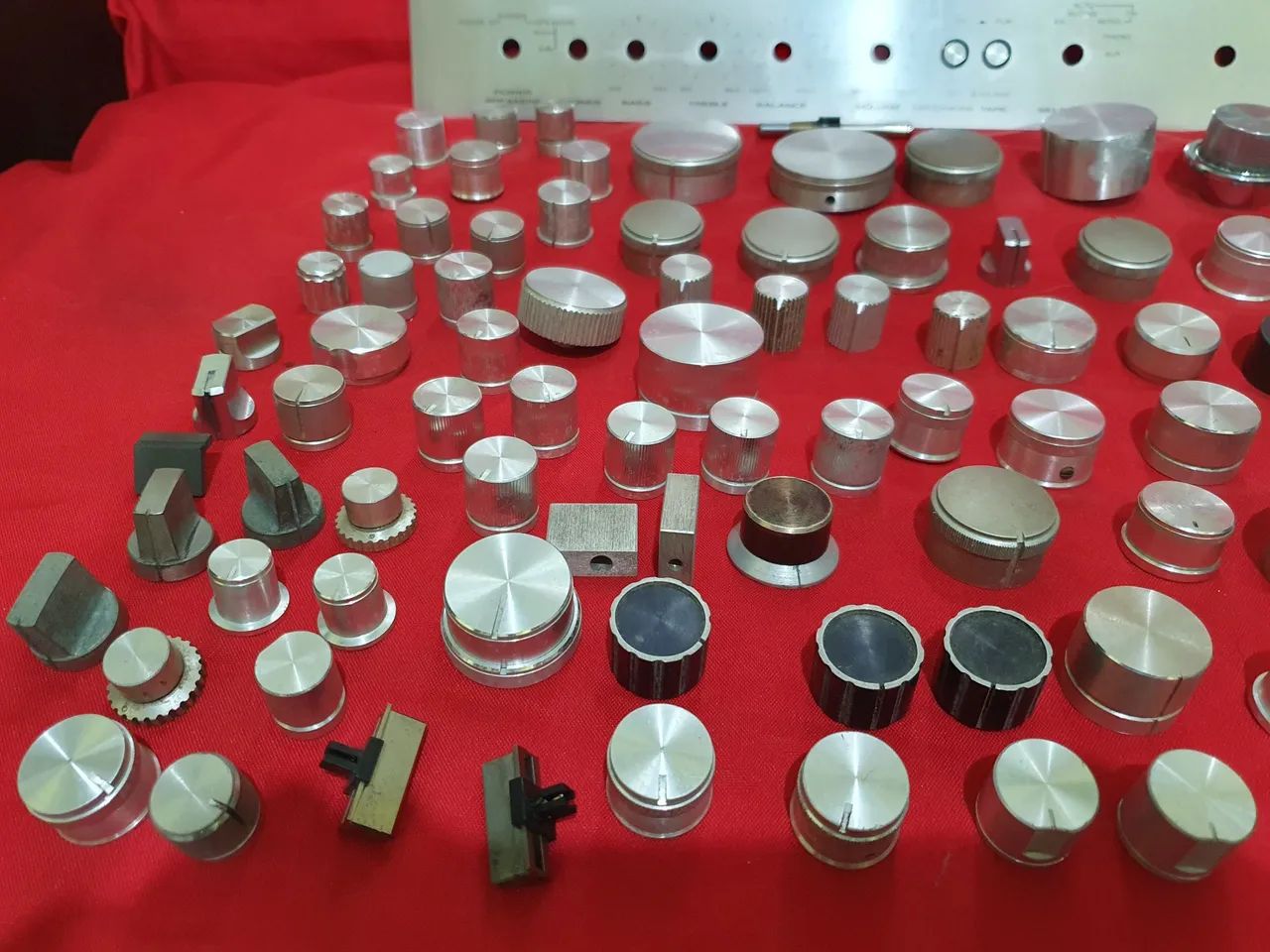 Knobs e peças vintage  - Foto 2