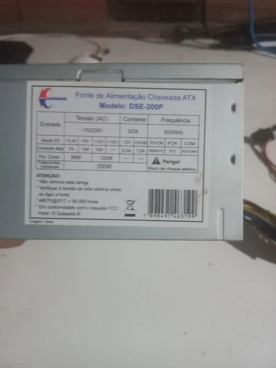 Fonte de 200w ideal para computadores de entrada 