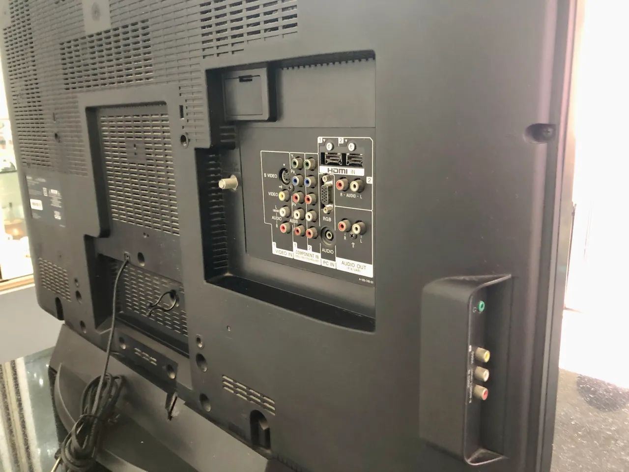 Tv Sony KLV-37L400a  - Foto 2