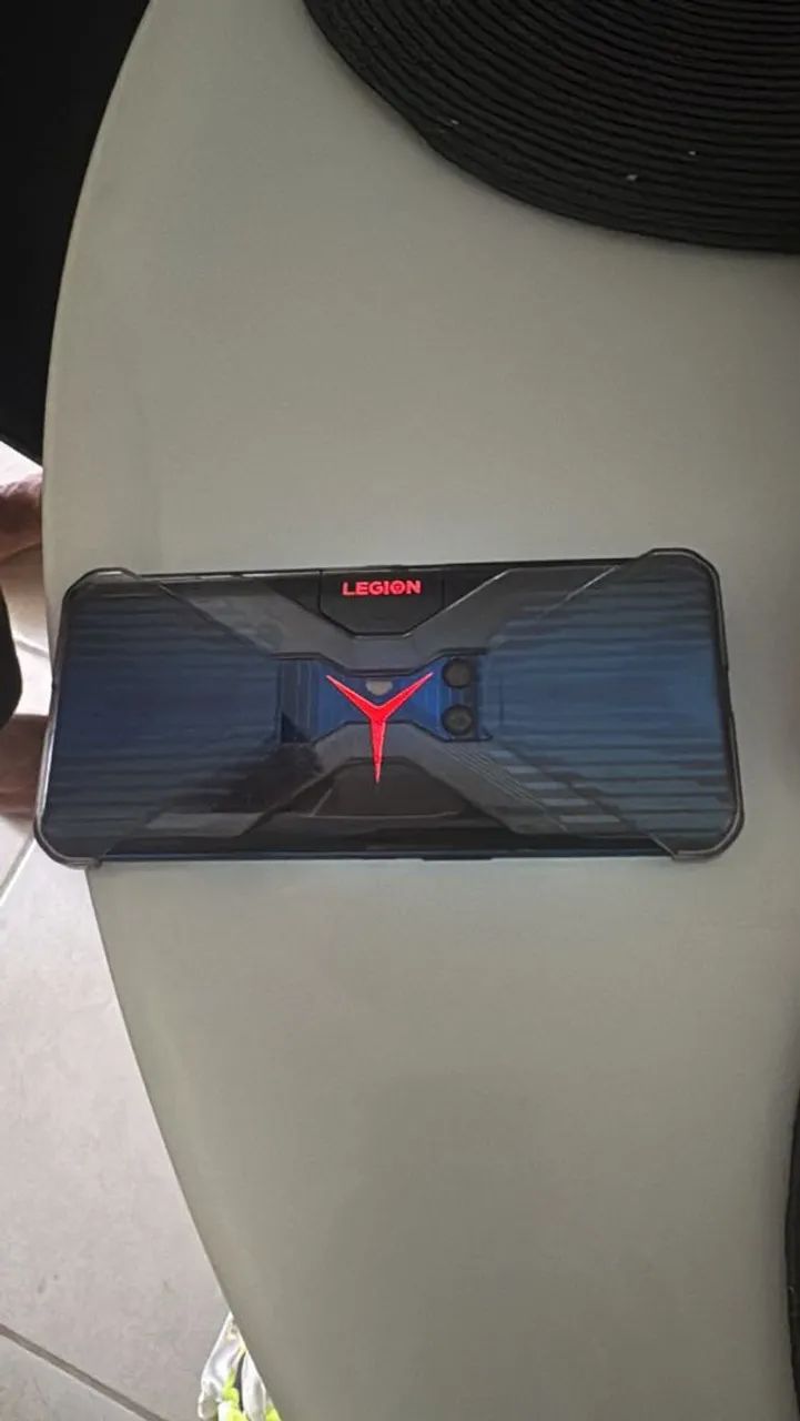 Célula *81 vendo.  Flavio zp