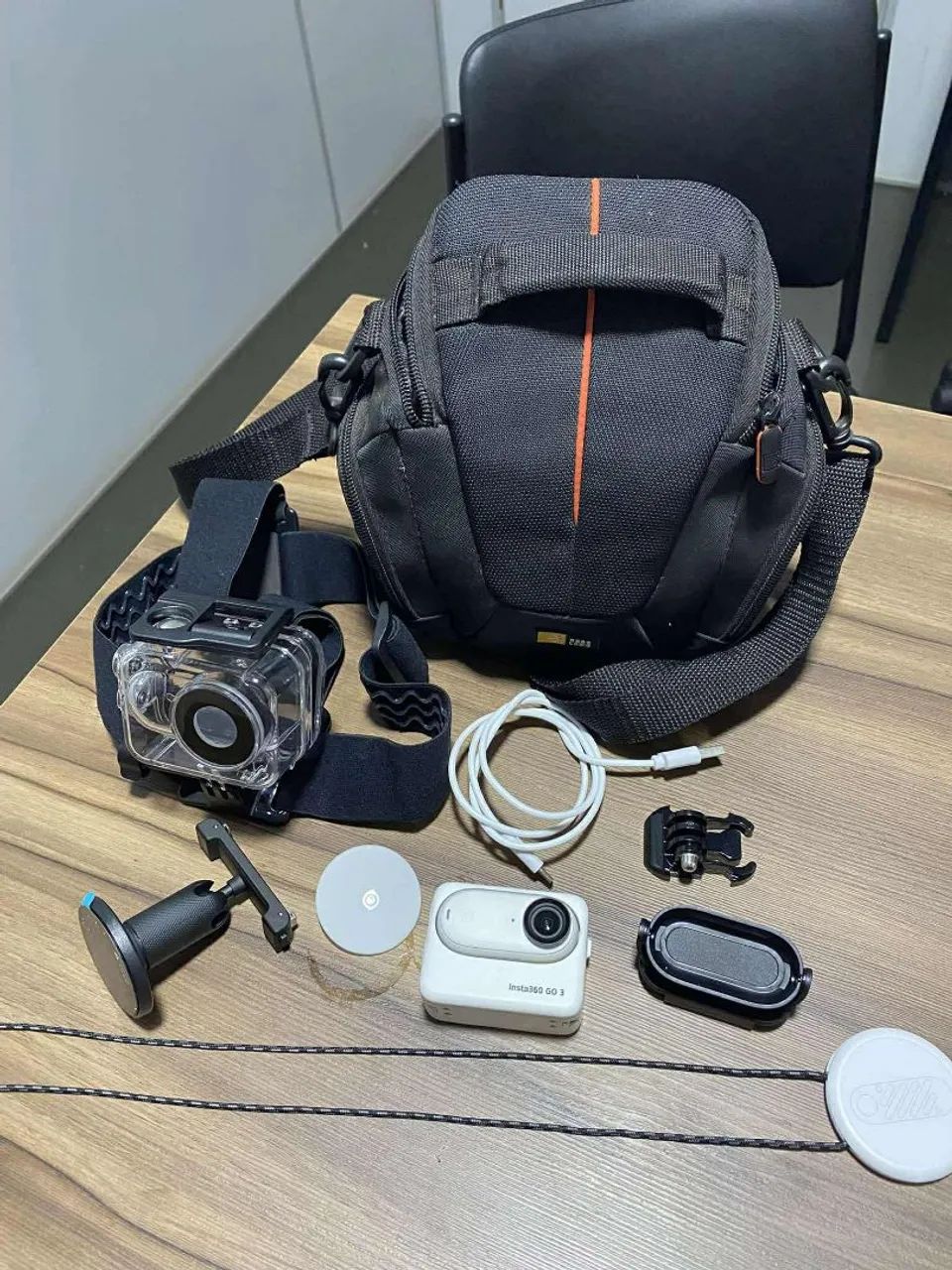Câmera Insta360 Go 3 Standalone 2,7k 64gb - Foto 4