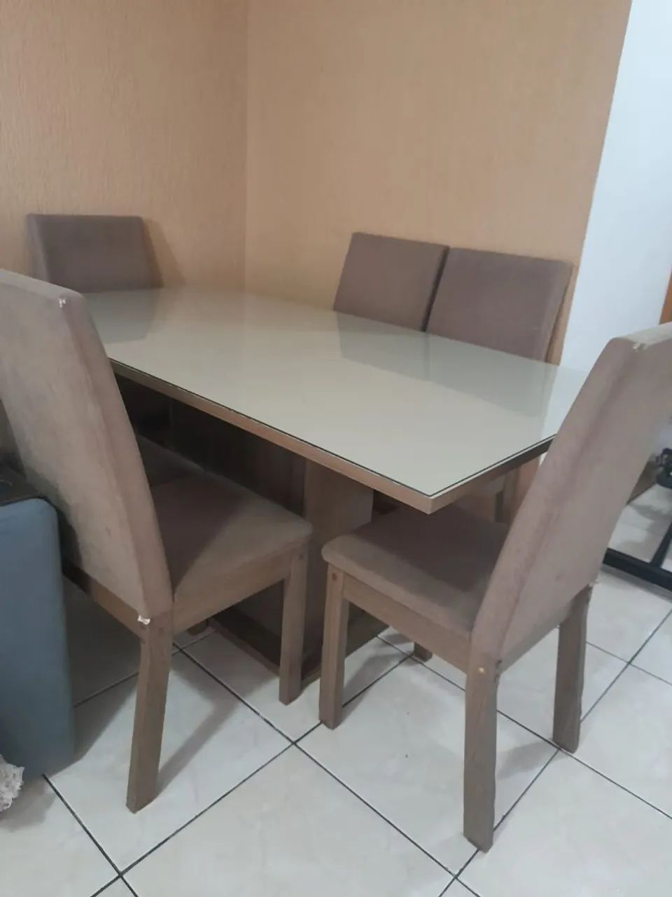 Mesa madeira com tampo de vidro  - Foto 5