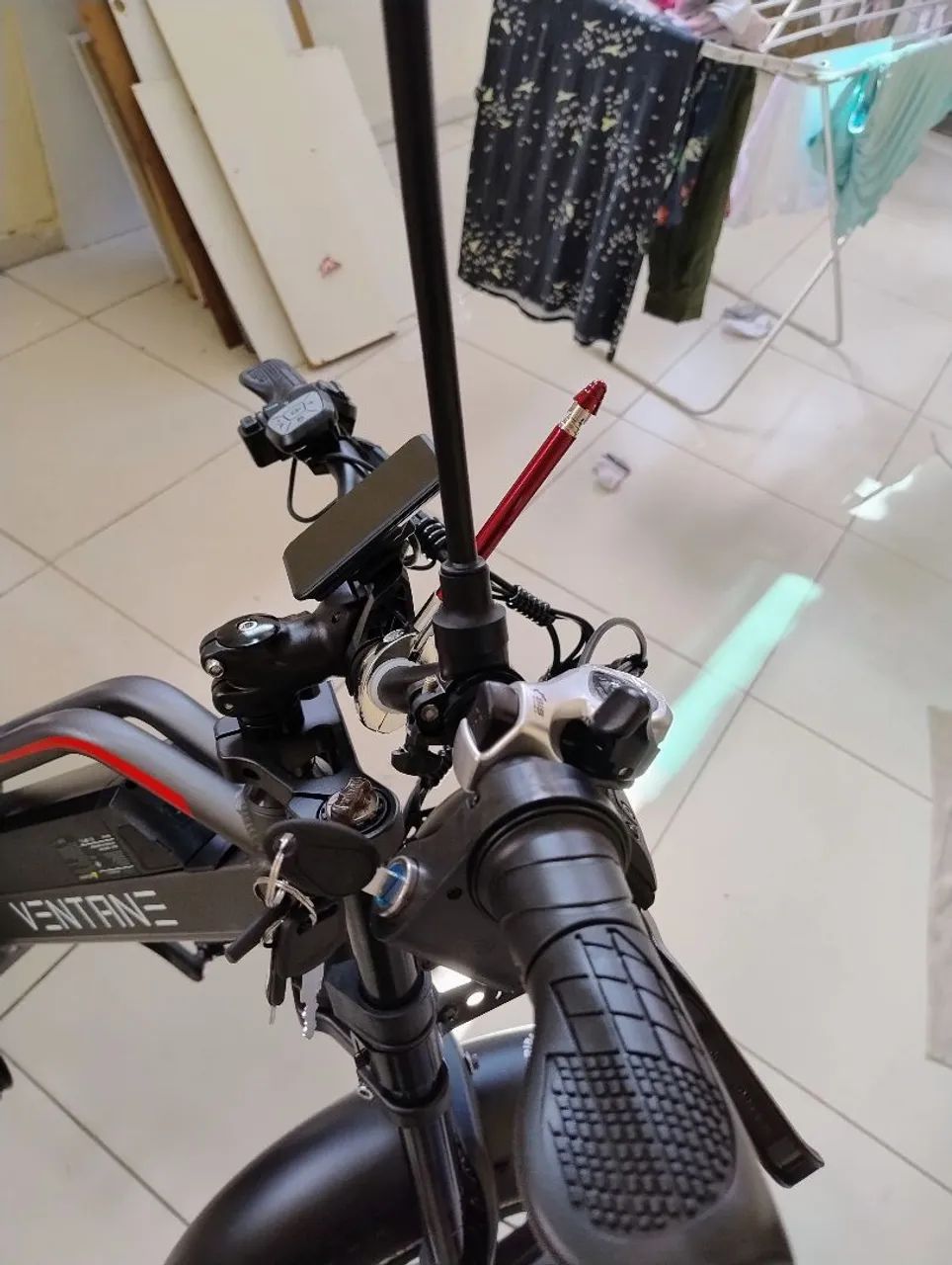 Vendo bicicleta elétrica muito nova! - Foto 4