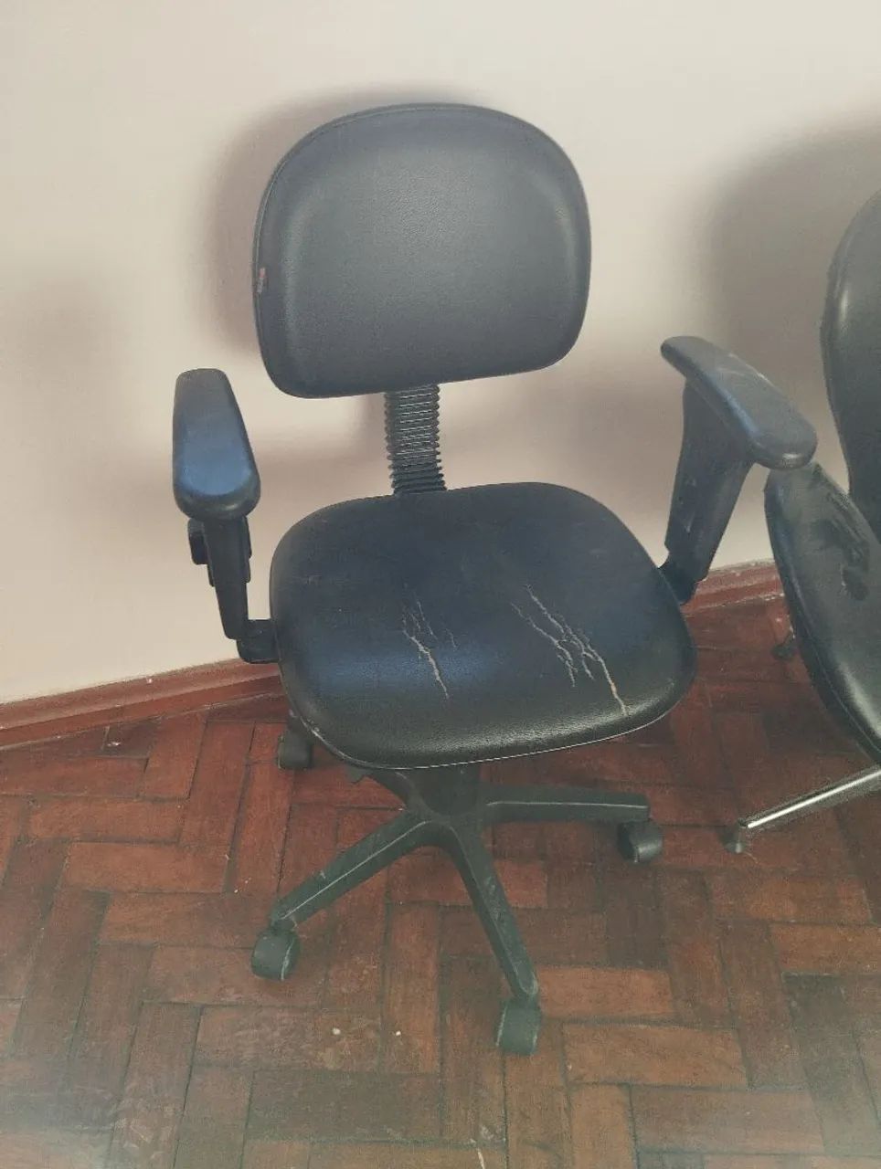 Cadeira de escritorio - Foto 2