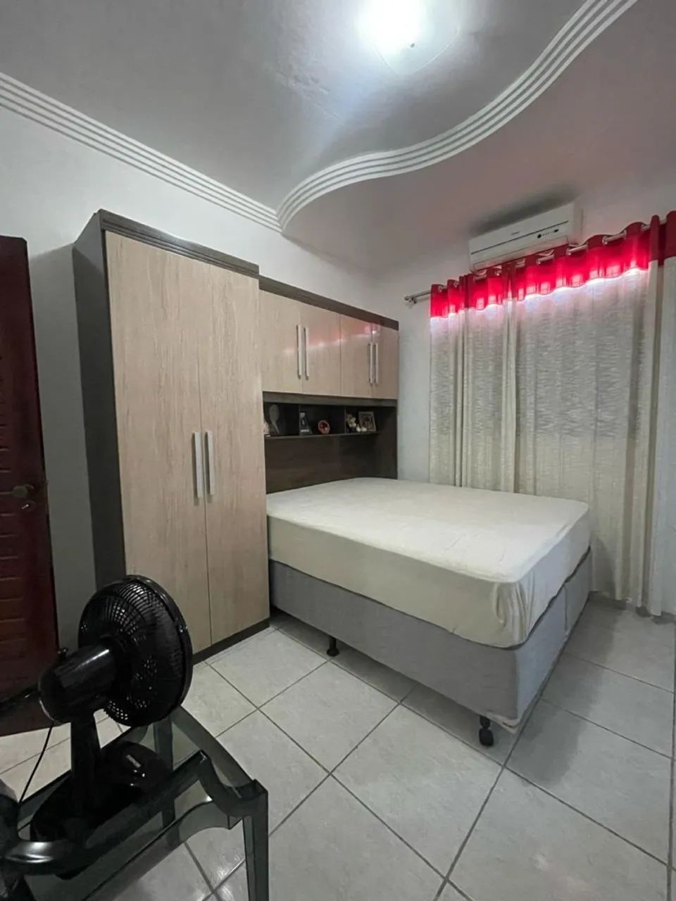 Vendo cama Queen usada em bom estado de conservação 