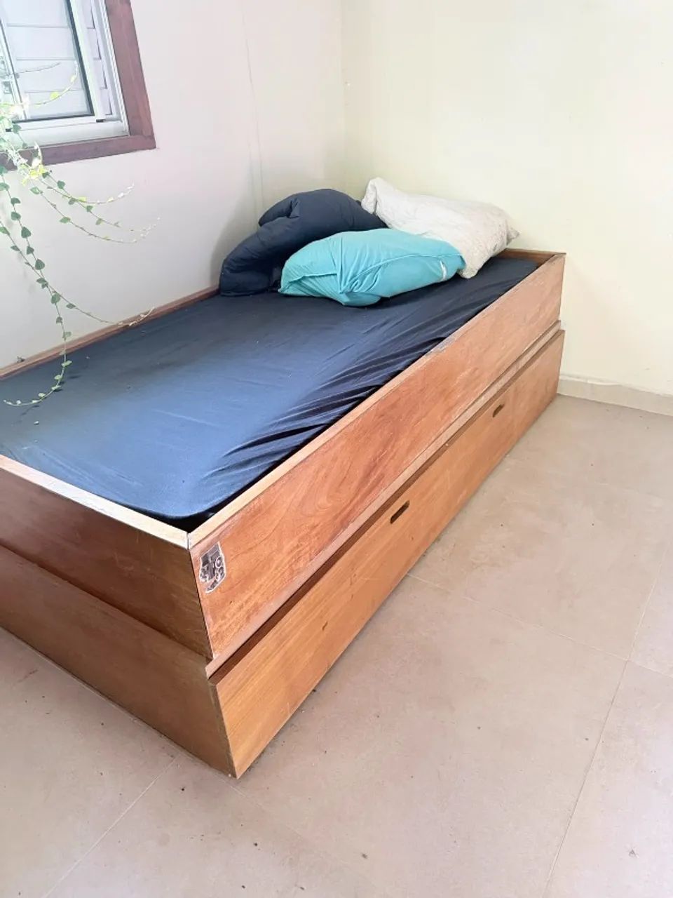 BI CAMA SOLTEIRO DE MADEIRA COM COLCHAO - Foto 2
