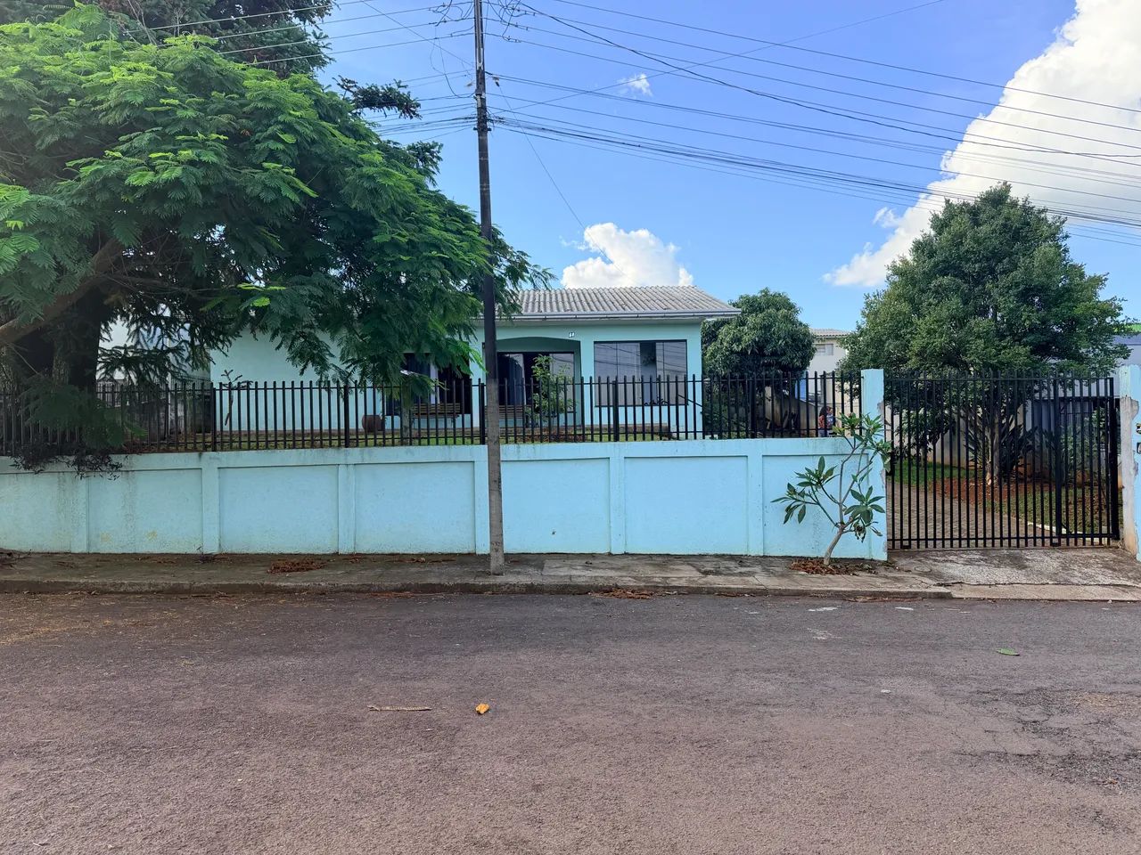 Casa 4 quartos com terreno Grande