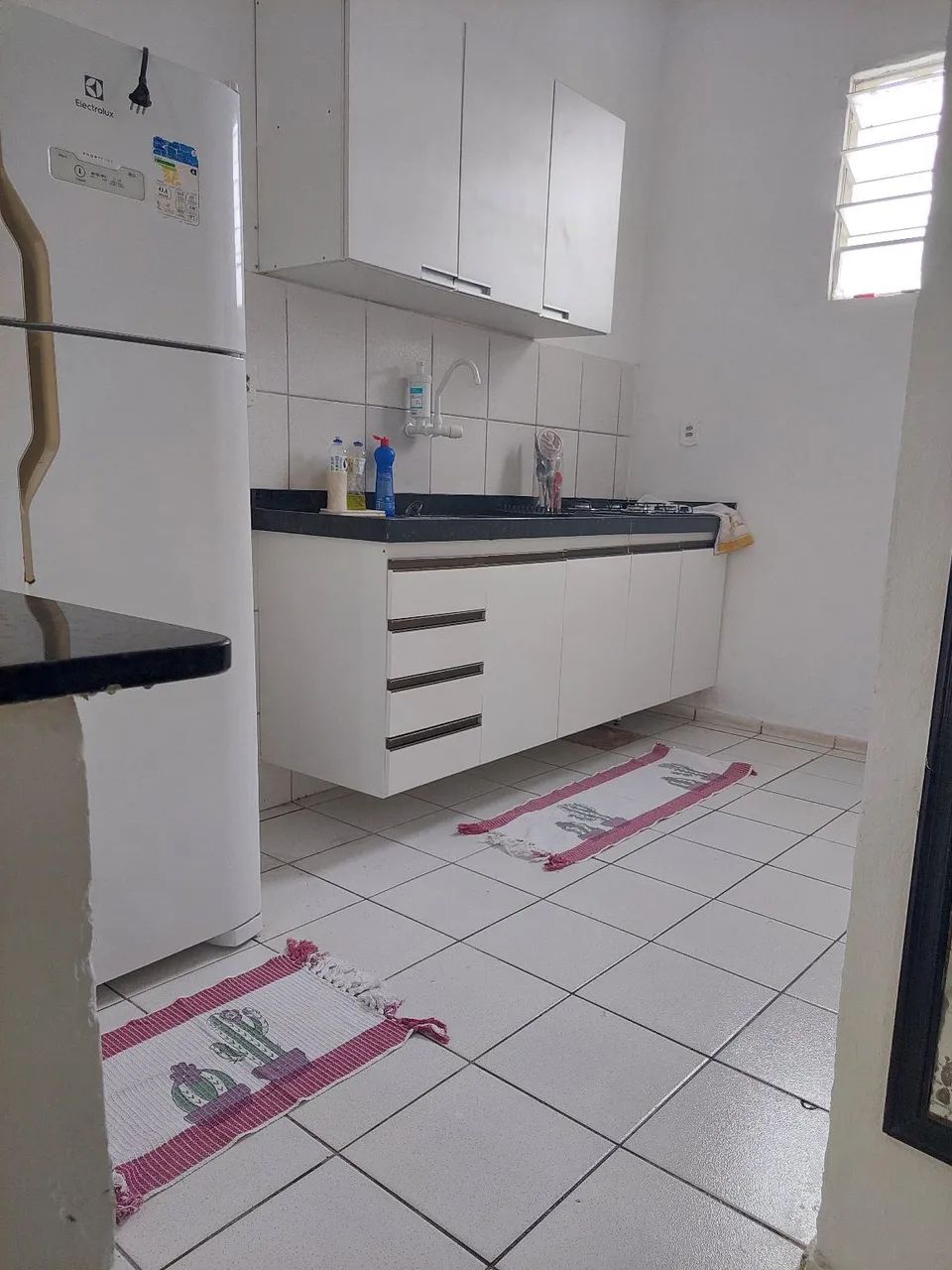 ALUGO KITNET MOBILIADA NO NOVO COHATRAC  - Foto 3