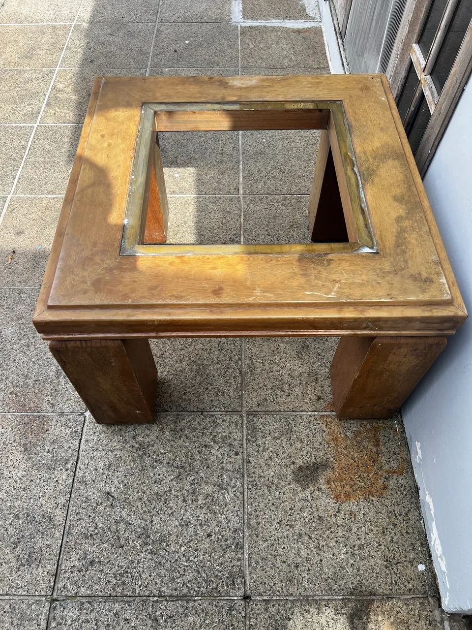 Mesa de centro em madeira maciça  - Foto 2