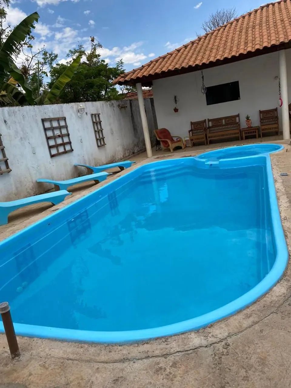 Piscina de 8.5 mts instalada com SPA instalado