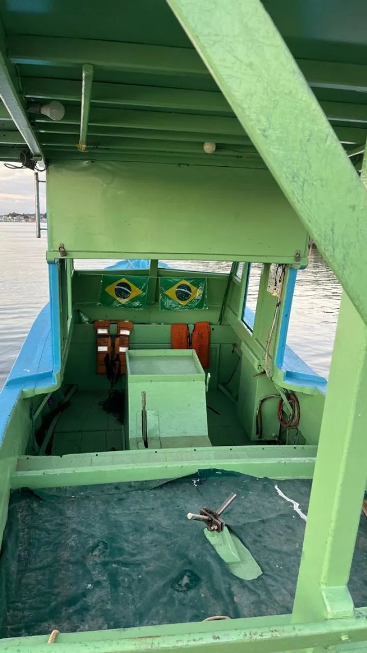 BARCO EM MADEIRA PARA RECREAÇÃO E PESCA  - Foto 3
