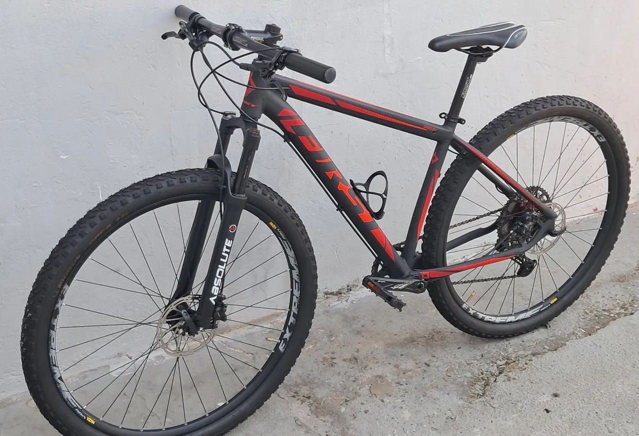 Vendo Bike aro29 zerada parcelo em 12x