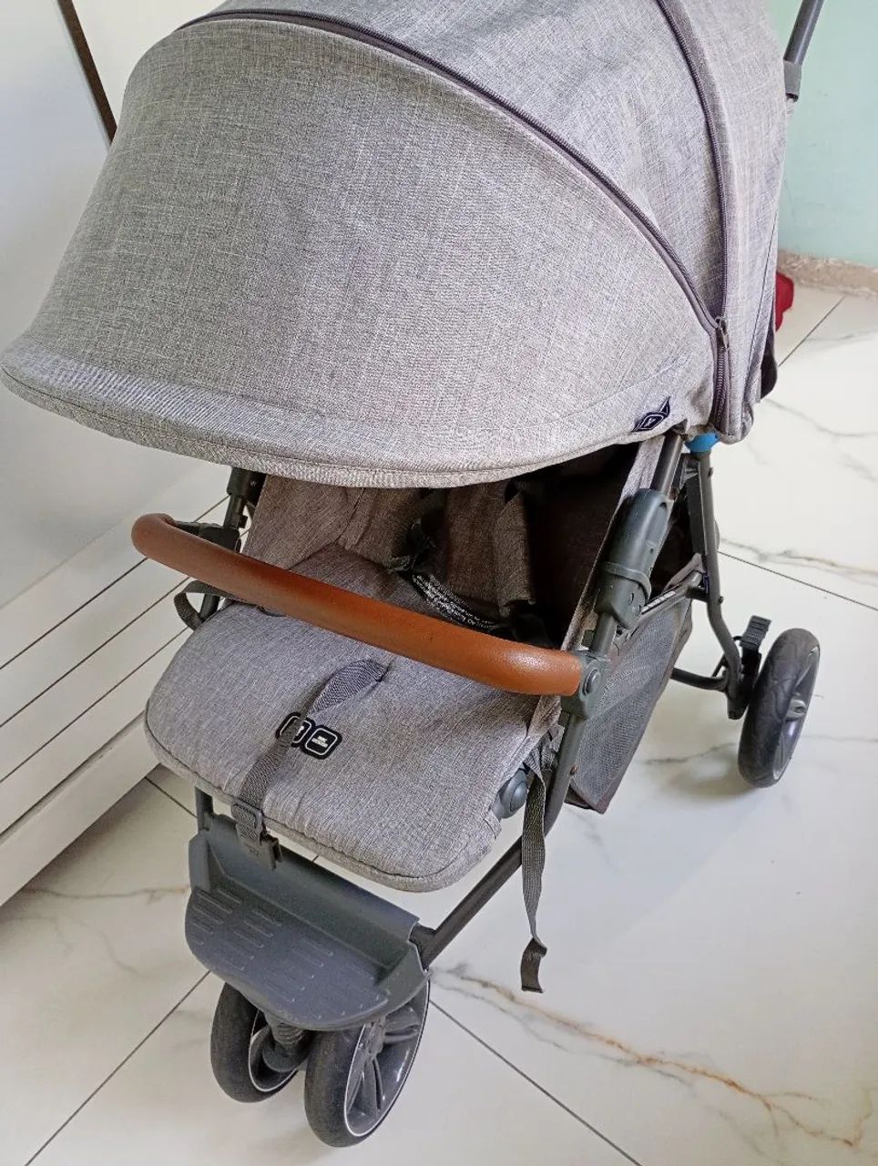 Vendo carrinho de bebe 
