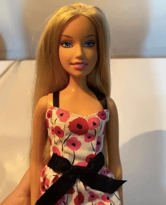 barbie da mattel anos 2000 - Foto 2
