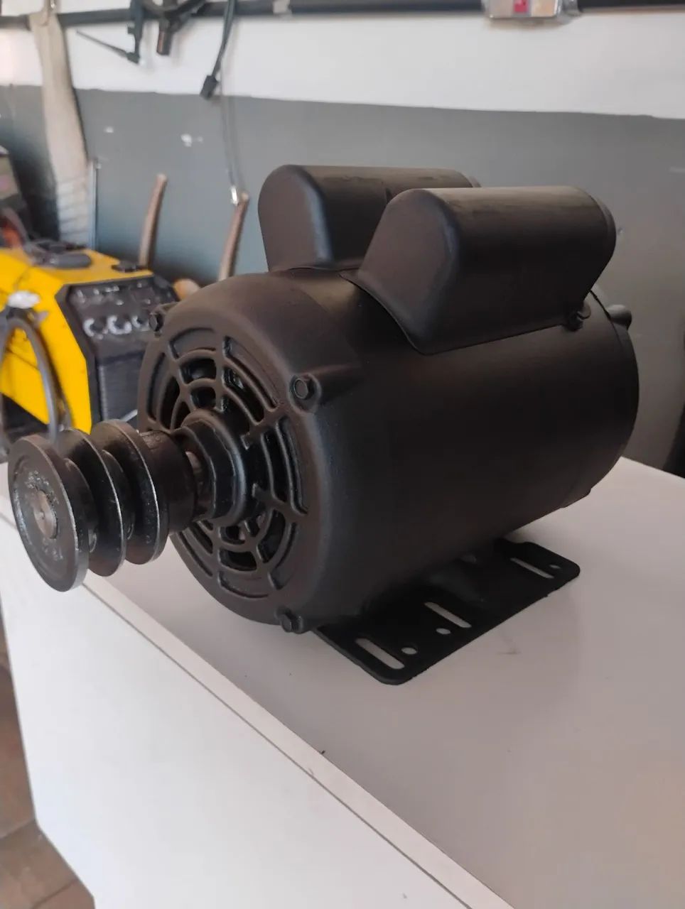 Motor elétrico 