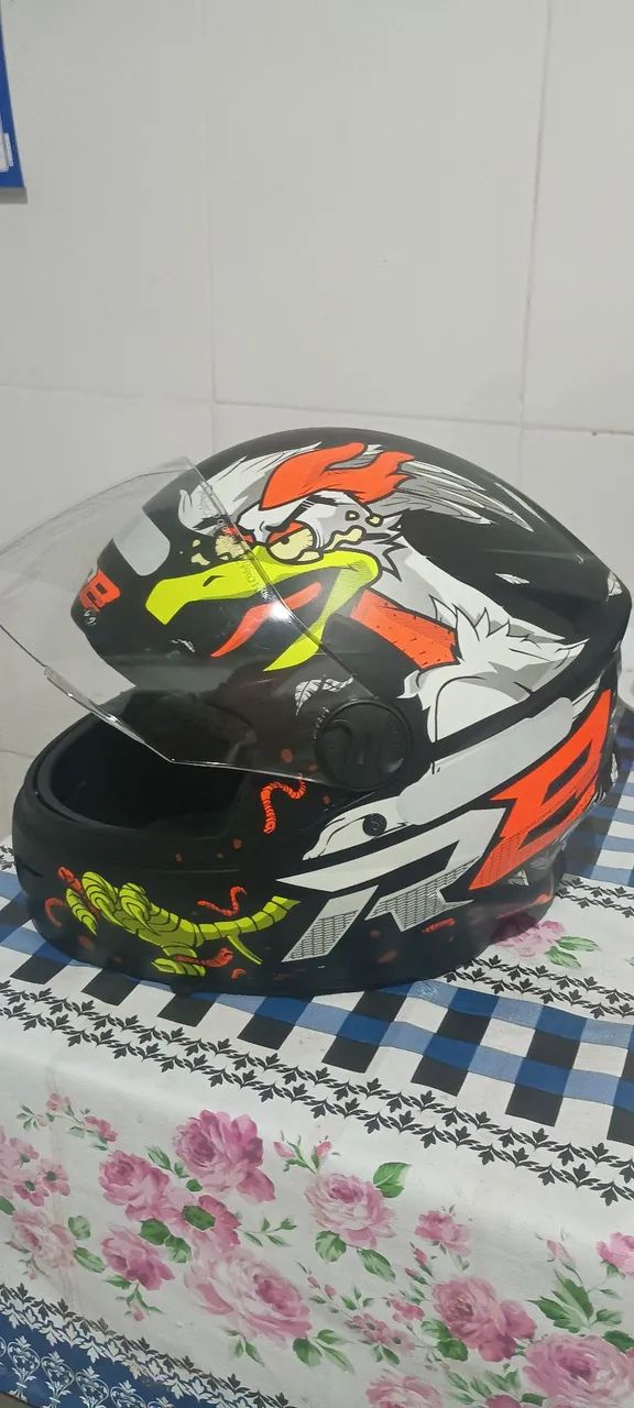 Capacete novo - Foto 2