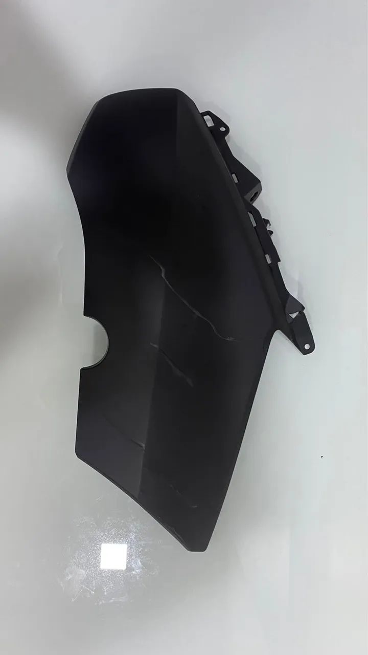 パーツ KASHIMAX RS BLACK USED vende-se carenagem frontal xmax 250 na cor preto fosco. R$ 250,00