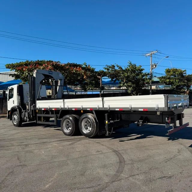VW 24.260 6x2 - 2023 | Munck TKA 45.700 - Foto 4