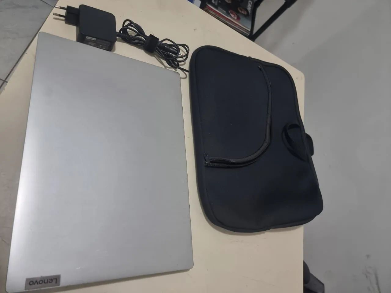 Notebook lenovo ideapad 3i impecável  - Foto 4