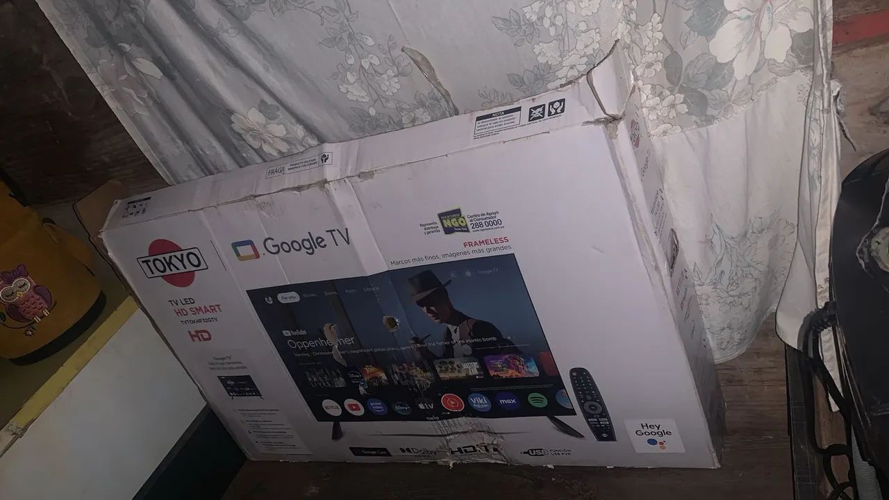 Tv smart 32 polegadas na caixa tv com 1 mês apenas de uso