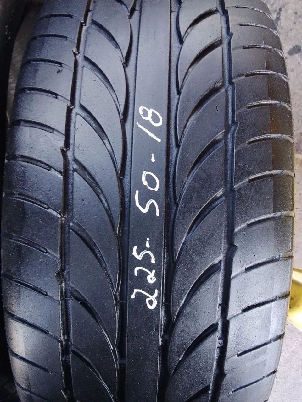 pneus aro 18 - Foto 2