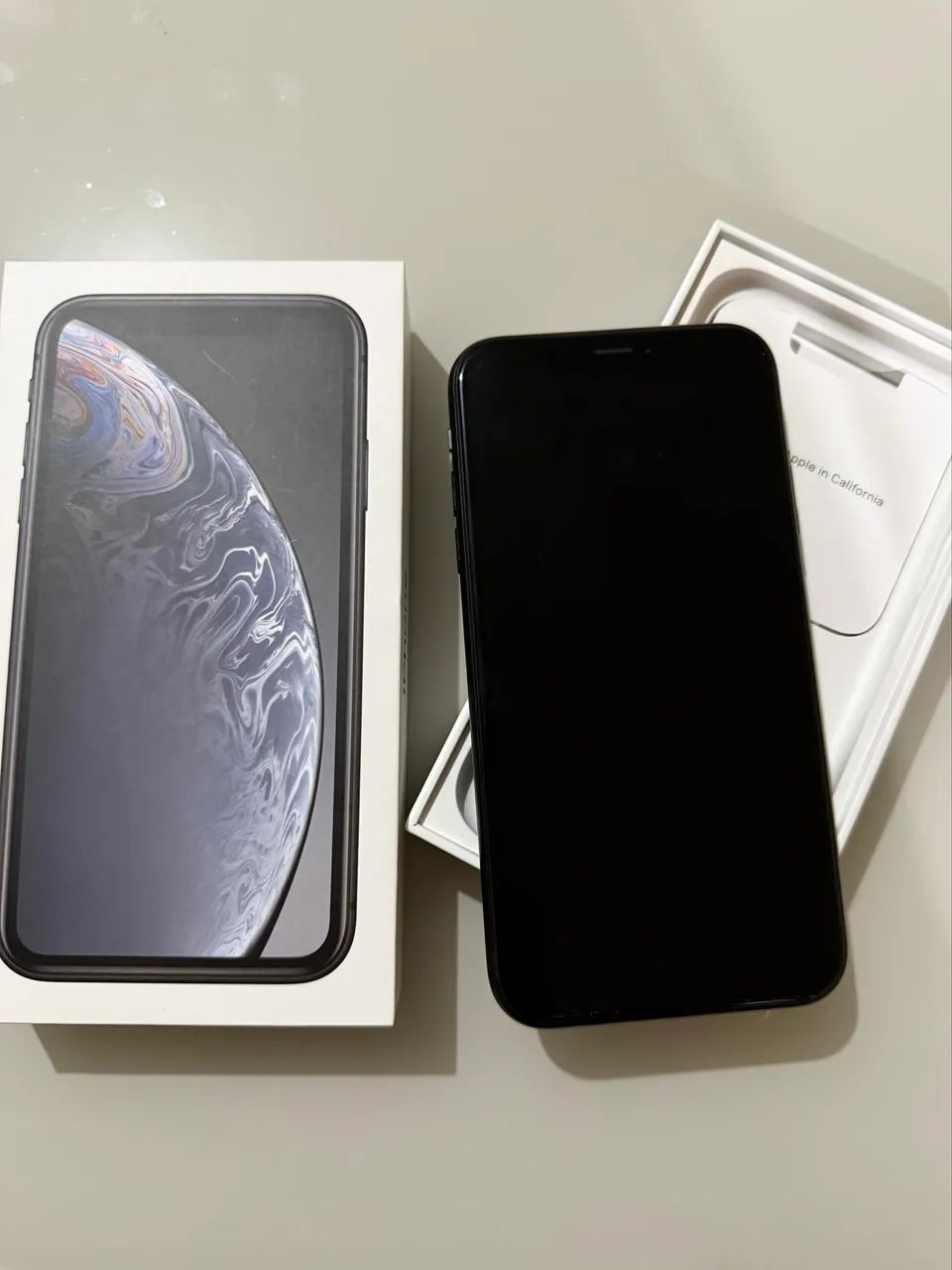 iPhone XR 64 gb