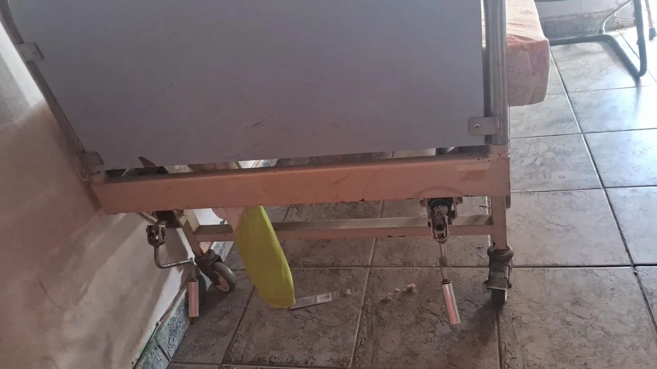 Cama hospitalar  - Foto 2