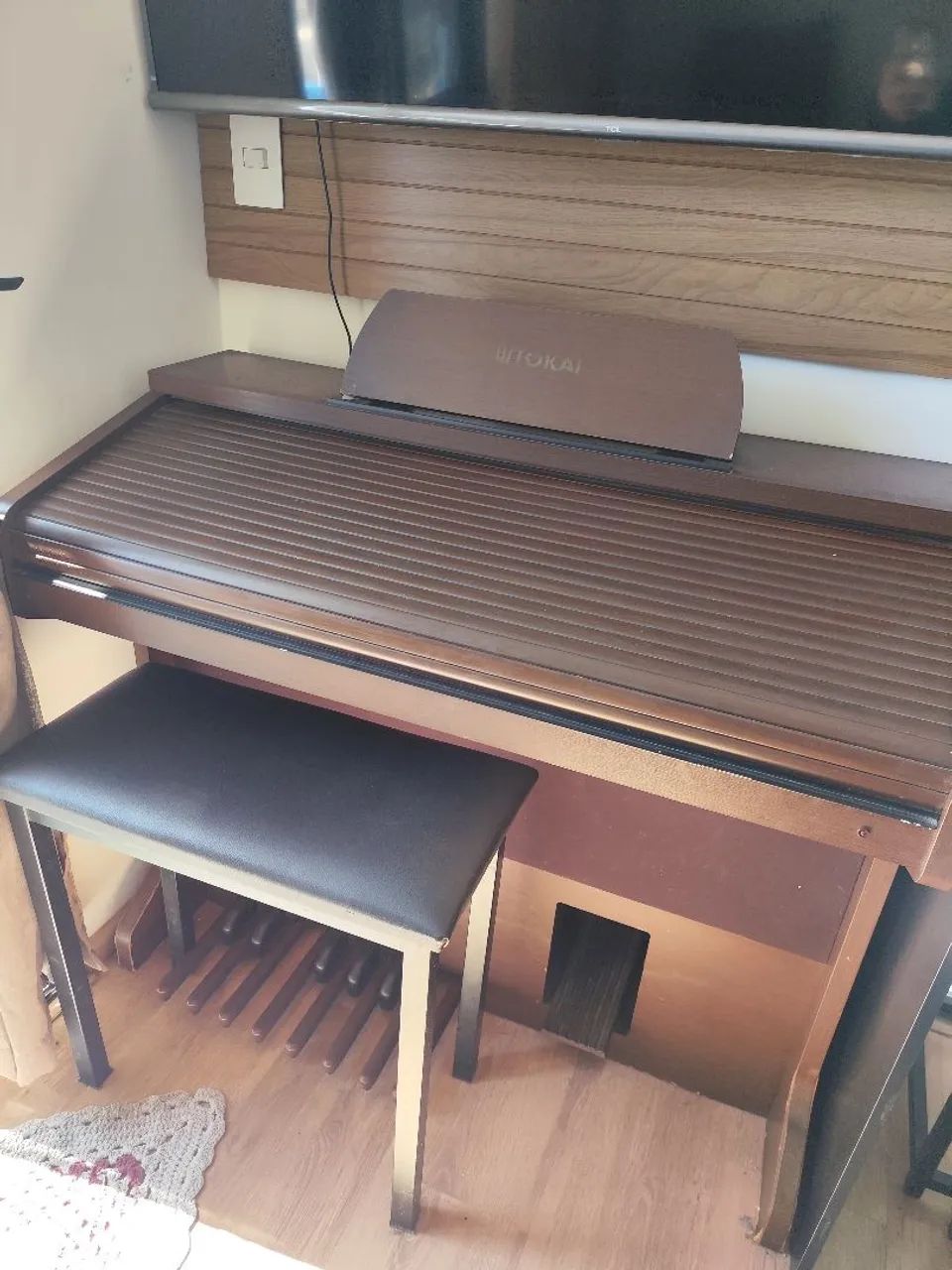 Órgão musical Tokai