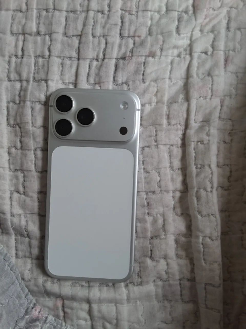 17 pro max extremamente novo. - Foto 4