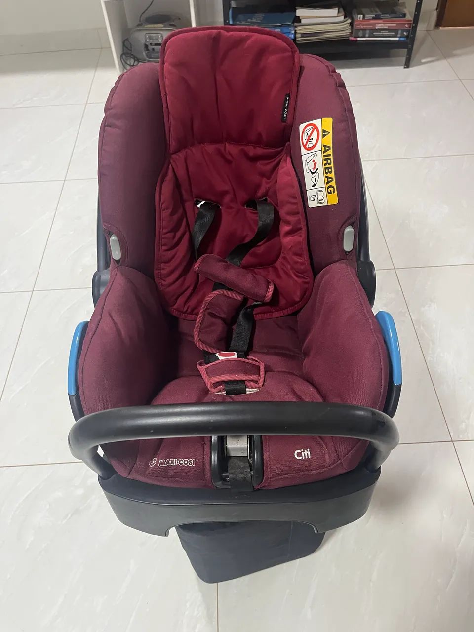 Vendo bebê conforto Maxi Cosi Citi - Foto 3