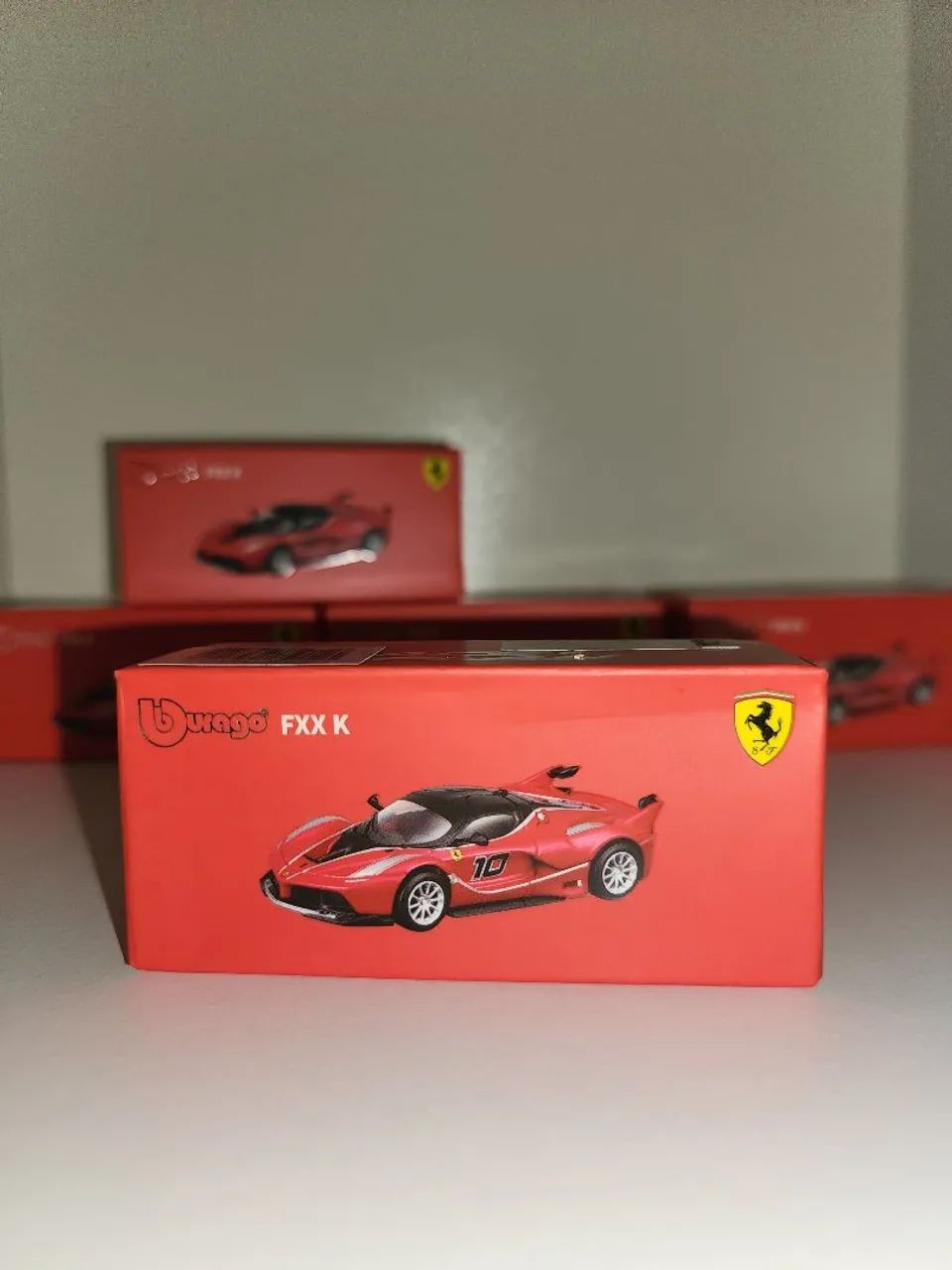 Miniatura ferrari bburago 1/64 - Foto 2