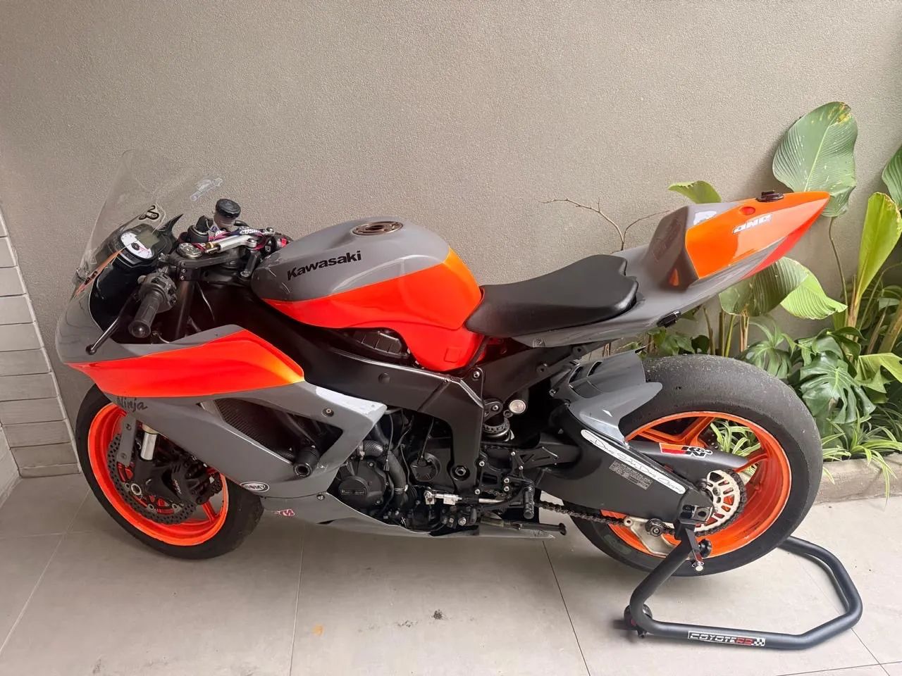 a出品 Ninja Zx-6r 600cc 2012 - 1535512124 | OLX