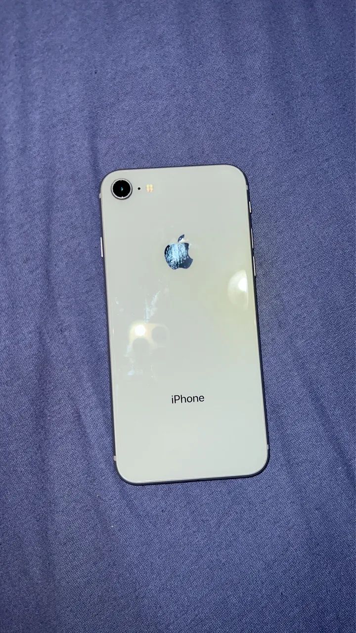 VENDO IPHONE 8
