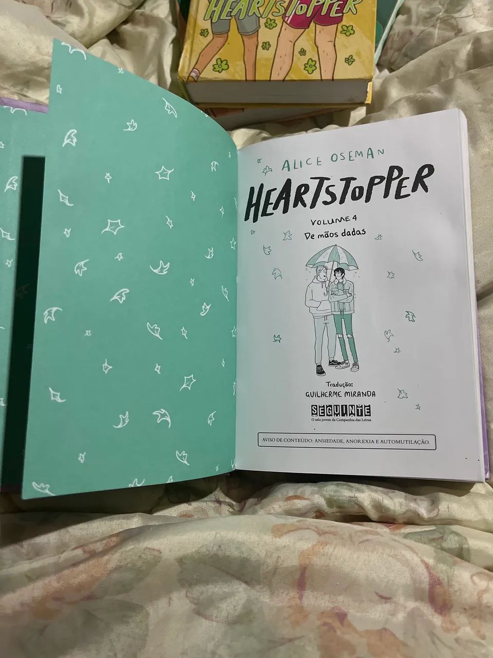 Livro Heartstopper Vol.4  - Foto 5