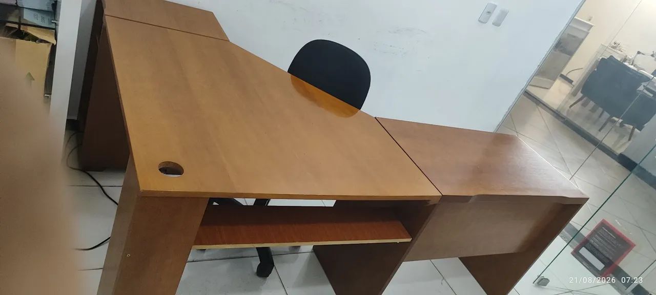 Mesa para escritório. - Foto 2