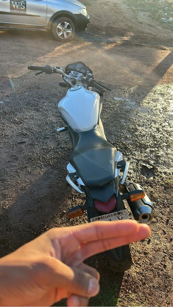 VENDE-SE CB300  - Foto 2