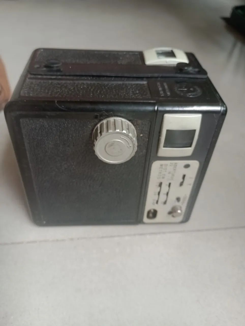 Camera Kapsa DFV antiga formato 120 com estojo de couro - Foto 3