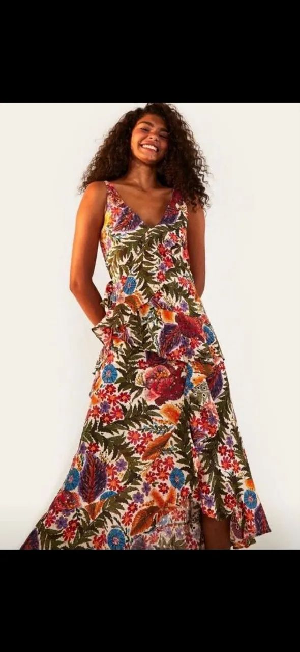 Vestido Farm Bordadeira em laise