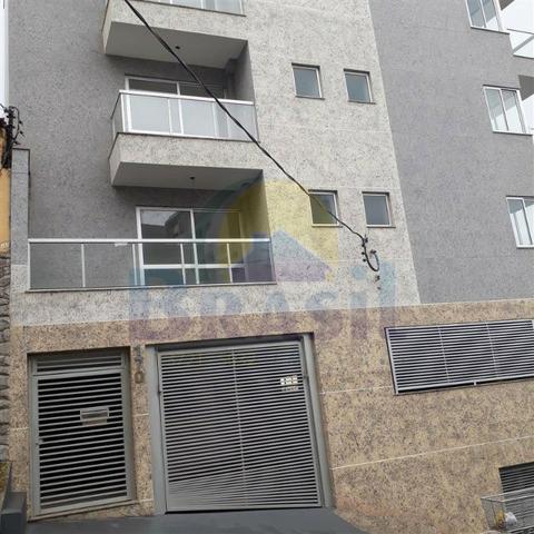 Apartamento de 3 quartos, no Bairro Campo Alegre - Foto 2