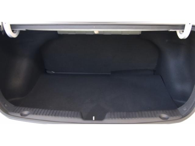 HYUNDAI HB20S 1.6 COMFORT PLUS 16V 2017 - Foto 11